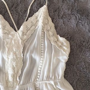 Solemio Off-white Embroidered Romper